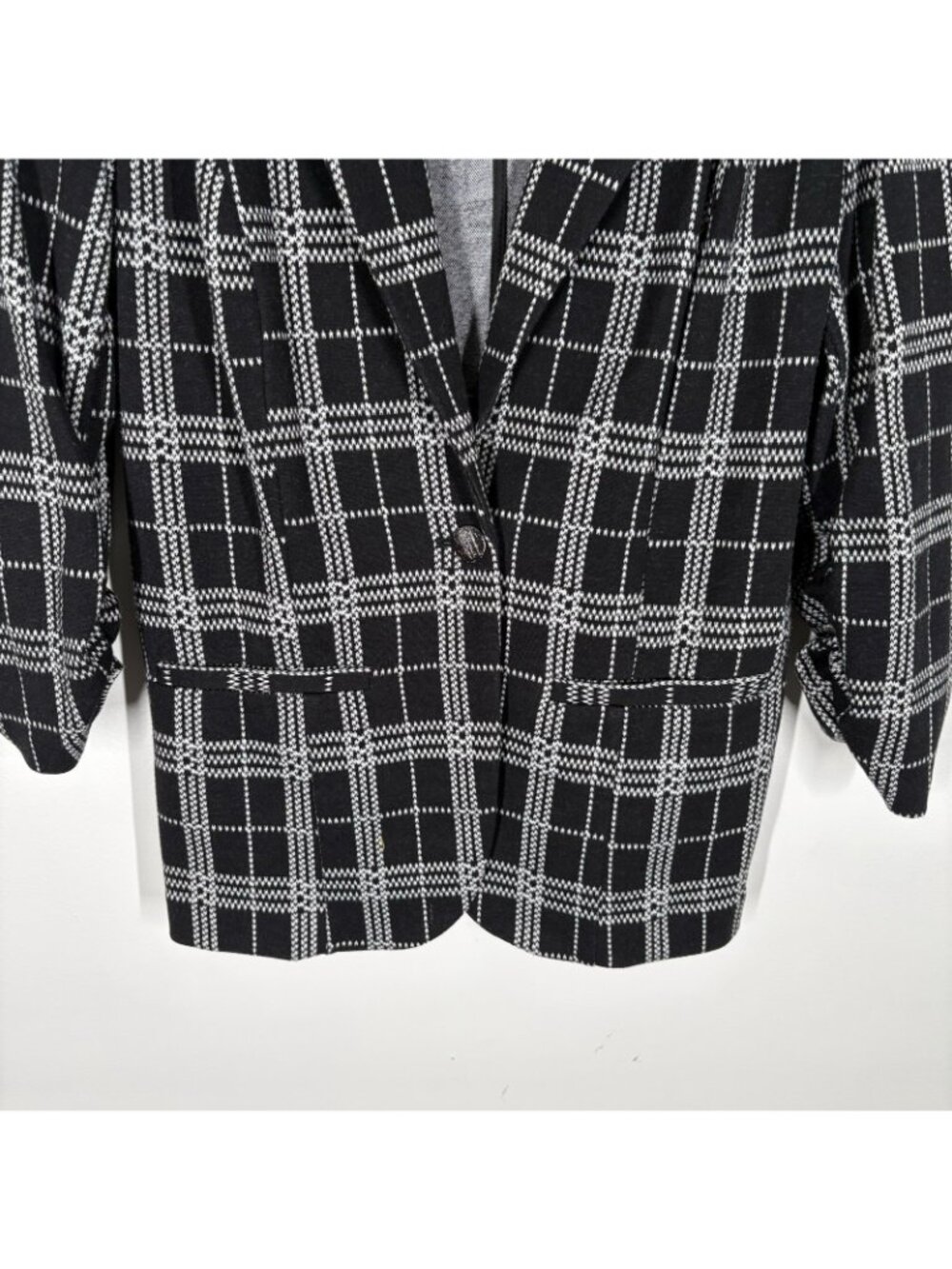 41 Hawthorn Women M Black White Plaid 3/4 Sleeves One Button Dimo Knit Blazer - Picture 3 of 10